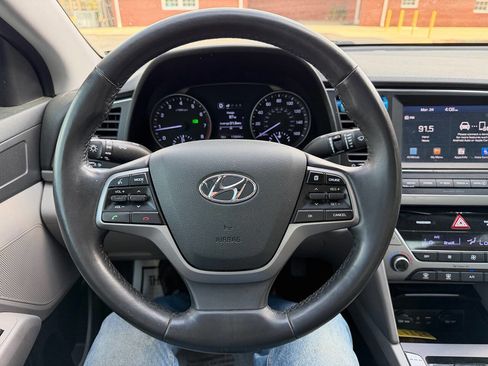 Used 2018 Hyundai Elantra Value Edition image 19