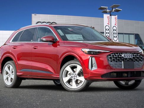 New 2025 Audi Q5 2.0T Premium Plus image 2