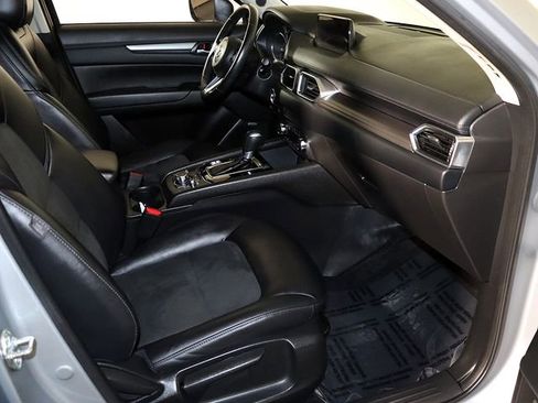 Used 2017 MAZDA CX-5 Touring w/ Preferred Equipment Package image 33