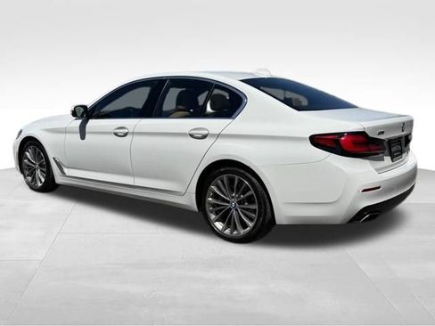Used 2022 BMW 530i xDrive w/ Convenience Package image 5