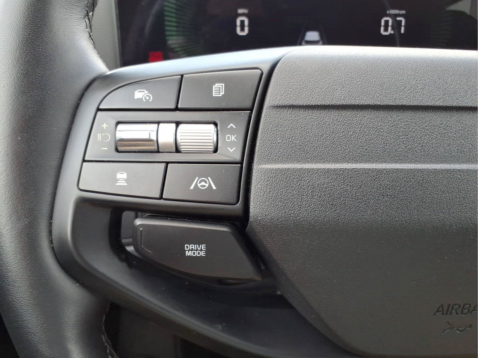 Used 2026 Kia Sportage LX FWD image 21