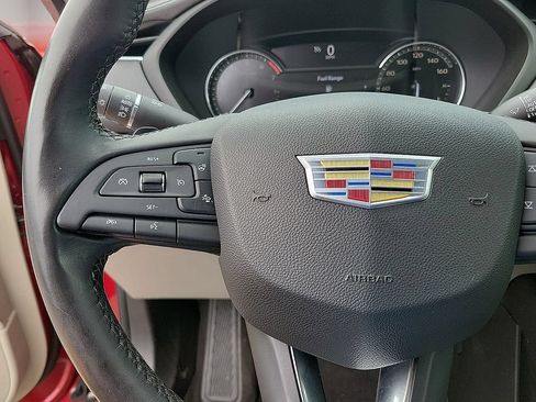 Used 2019 Cadillac XT4 Premium Luxury FWD image 18