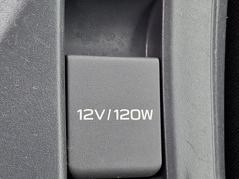Used 2024 Subaru Crosstrek 2.0i Premium AWD/4WD image 25