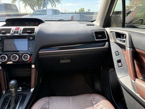 Used 2018 Subaru Forester 2.5i Touring w/ Popular Package #2 AWD/4WD image 7