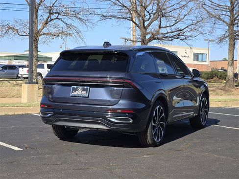 Used 2024 Lincoln Nautilus Black Label image 7