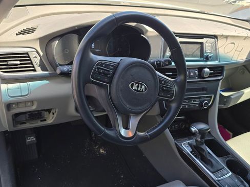 Used 2016 Kia Optima EX image 10