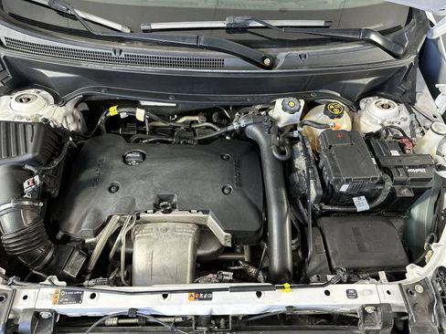 Used 2018 GMC Terrain Denali w/ Advanced Safety Package FWD image 28