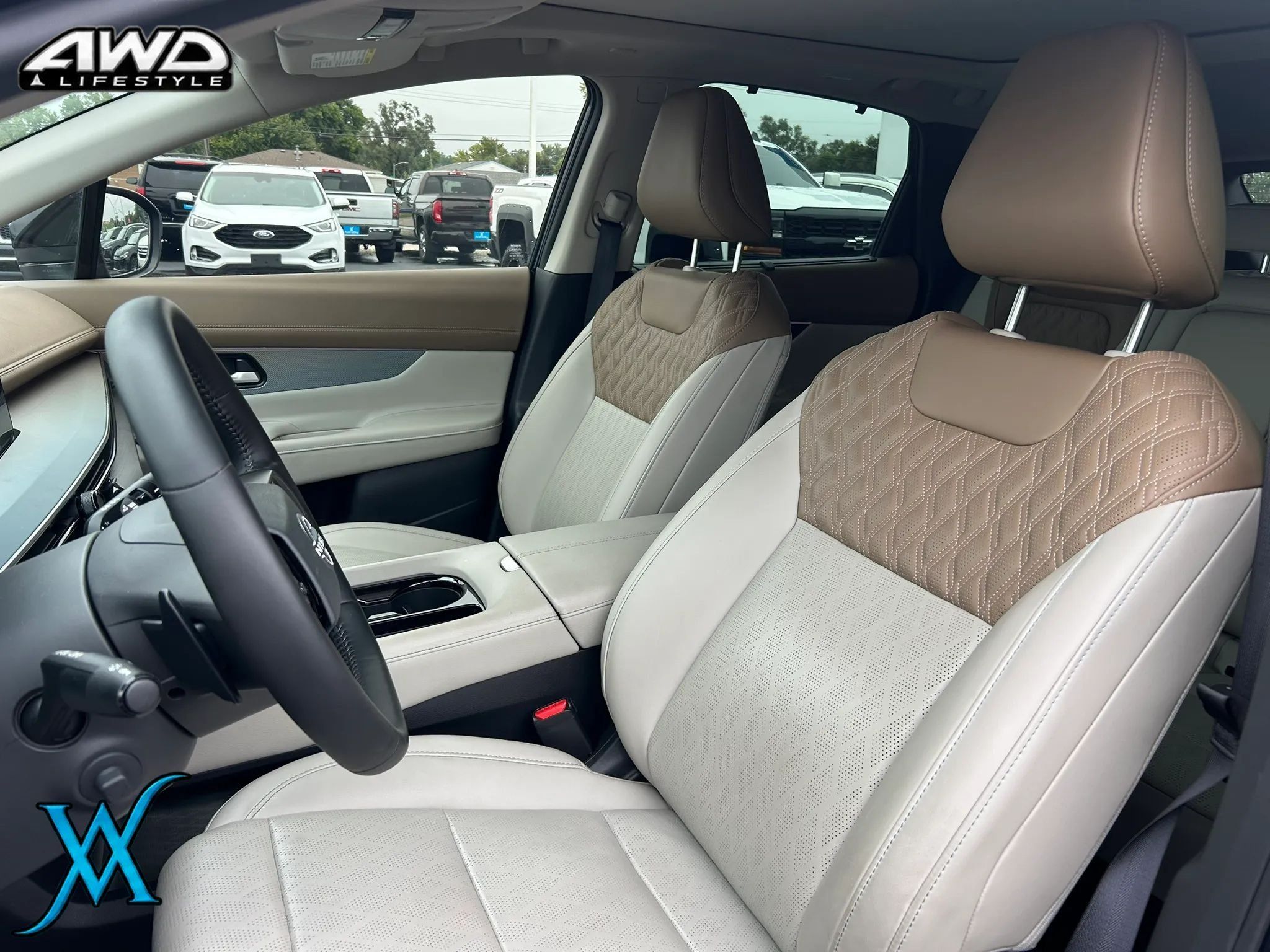Used 2025 Nissan Murano Platinum AWD/4WD image 13