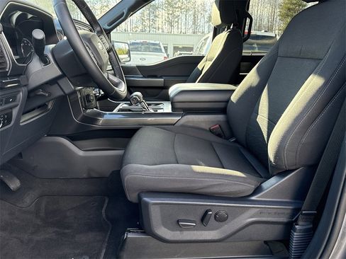 Used 2023 Ford F150 XLT w/ Equipment Group 302A High image 9