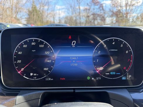 Used 2022 Mercedes-Benz C 300 4MATIC Sedan image 15