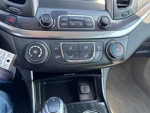 Used 2017 Chevrolet Impala LS FWD image 22