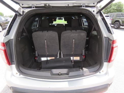 Used 2013 Ford Explorer XLT image 14