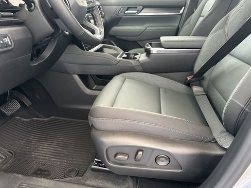 New 2026 GMC Terrain AT4 w/ Technology Package II image 14