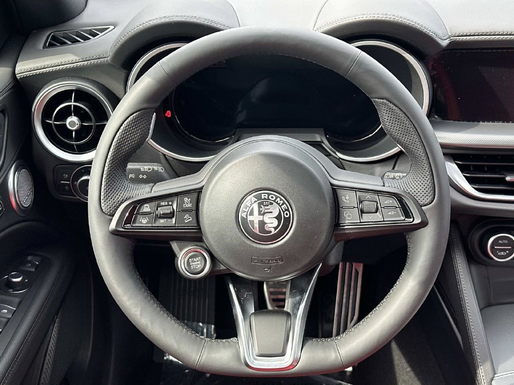 New 2026 Alfa Romeo Stelvio Sprint AWD/4WD image 22