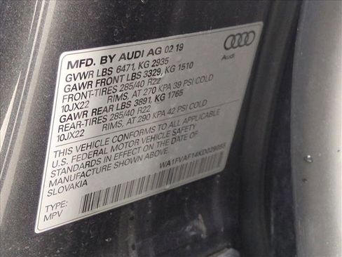 Used 2019 Audi Q8 Prestige w/ Luxury Package image 27