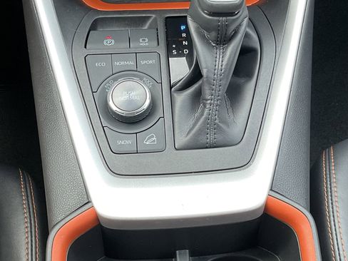 Used 2024 Toyota RAV4 Adventure image 18