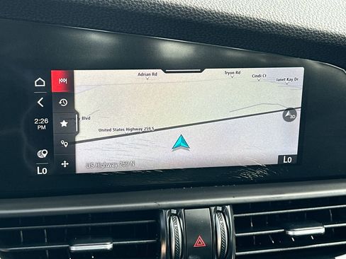 Used 2022 Alfa Romeo Giulia Sprint image 18