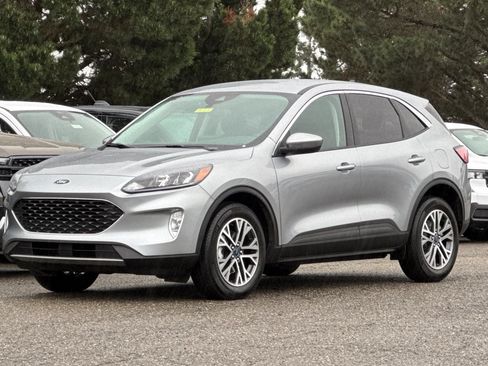 Certified 2022 Ford Escape SEL image 8