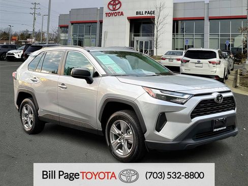 Used 2025 Toyota RAV4 LE AWD/4WD image 1