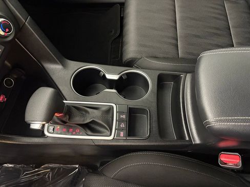 Used 2022 Kia Sportage LX image 30