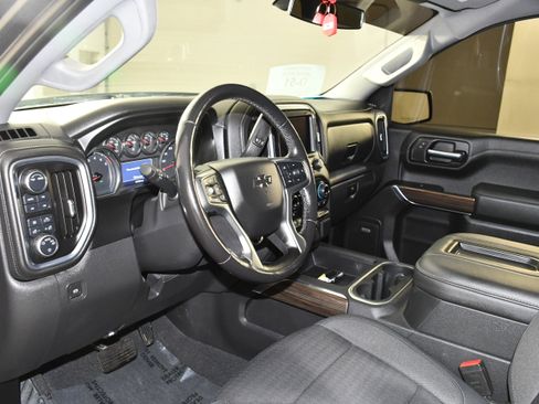 Used 2019 Chevrolet Silverado 1500 LT w/ All-Star Edition AWD/4WD image 2