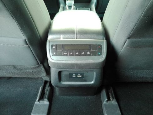 Used 2022 Nissan Pathfinder SV FWD image 24