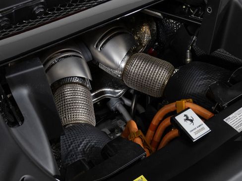 Used 2024 Ferrari 296 GTS RWD image 28
