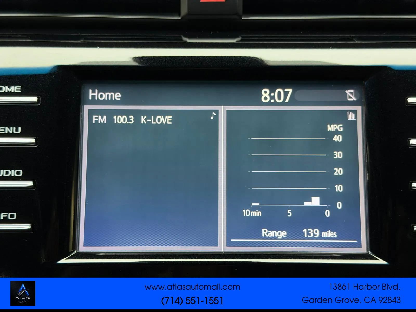 Used 2018 Toyota Camry SE w/ Moonroof Package FWD image 36