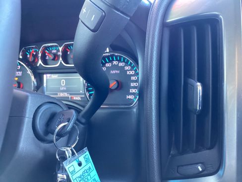 Used 2017 Chevrolet Silverado 1500 LTZ image 42