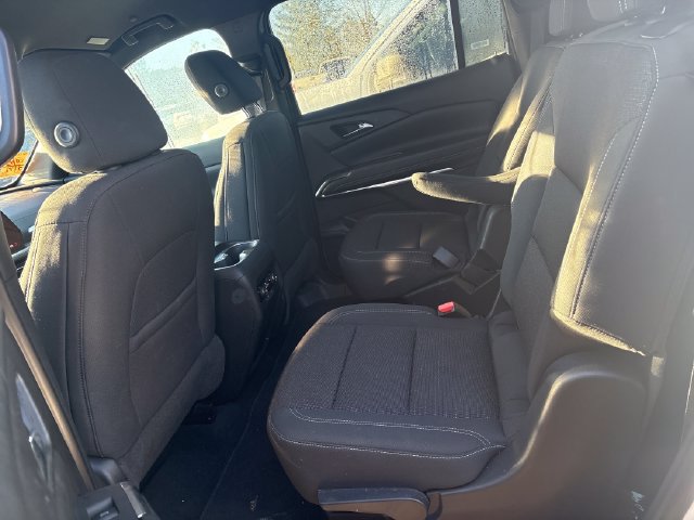 Used 2026 Chevrolet Traverse LT AWD/4WD image 9