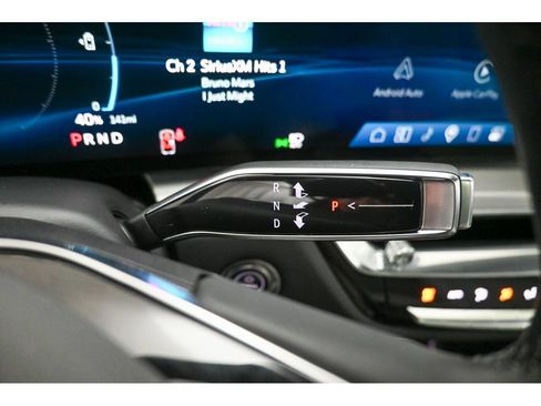Certified 2024 Cadillac Lyriq Luxury AWD/4WD image 16