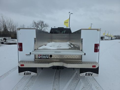 New 2025 Ford F550 4x4 Supercab Super Duty image 8