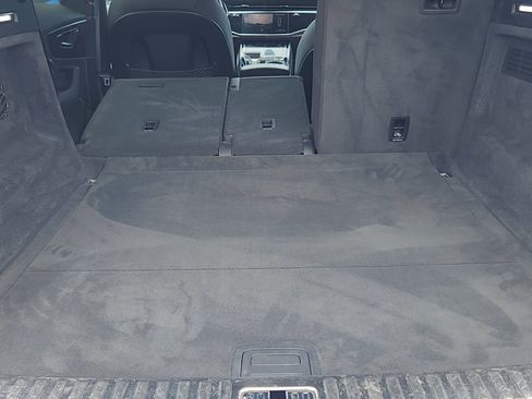 Used 2019 Audi Q8 Premium w/ Convenience Package AWD/4WD image 20