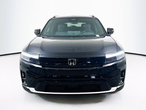 Used 2025 Honda Prologue Elite image 2