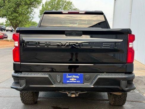 Used 2022 Chevrolet Silverado 1500 Custom Trail Boss w/ LPO, Dark Essentials Package image 14