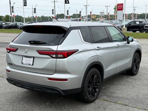 Used 2022 Mitsubishi Outlander ES AWD/4WD image 7