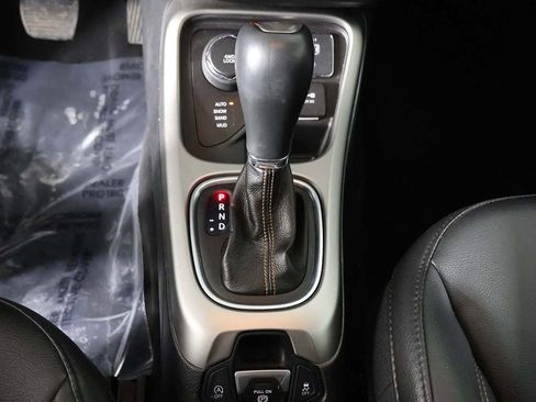 Used 2019 Jeep Compass Latitude image 43