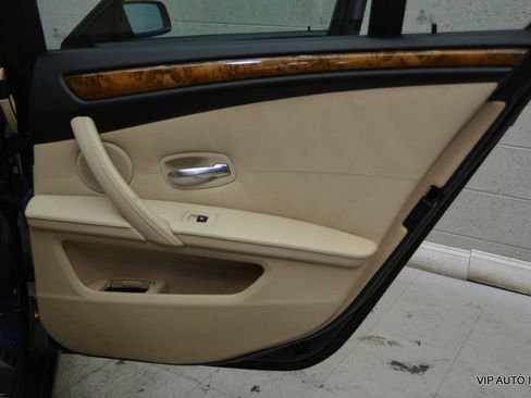 Used 2008 BMW 535xi Wagon image 10