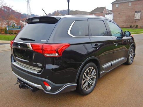 Used 2016 Mitsubishi Outlander GT image 4