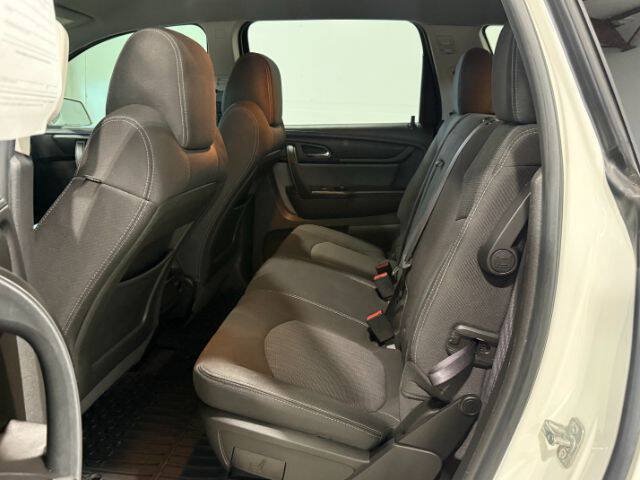Used 2013 Chevrolet Traverse LT FWD image 13