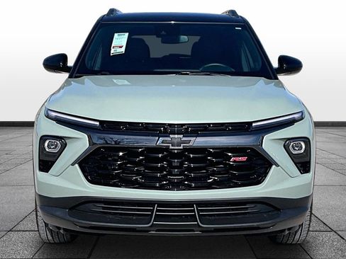 Used 2024 Chevrolet TrailBlazer RS w/ Driver Confidence Package image 3