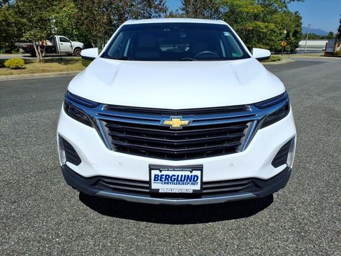 Used 2023 Chevrolet Equinox LT w/ Driver Convenience Package image 8