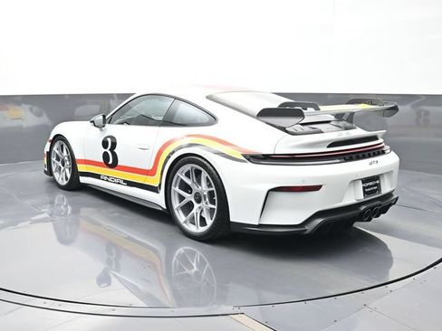 Certified 2026 Porsche 911 GT3 RWD image 3
