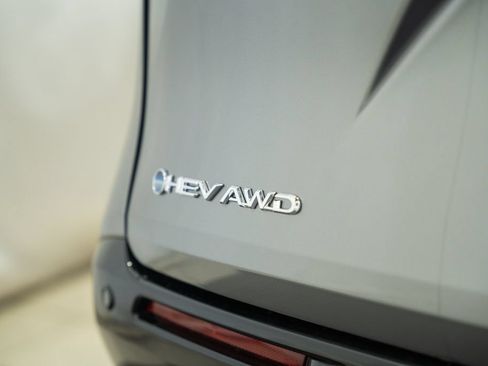 New 2026 Toyota Sienna Platinum AWD/4WD image 7