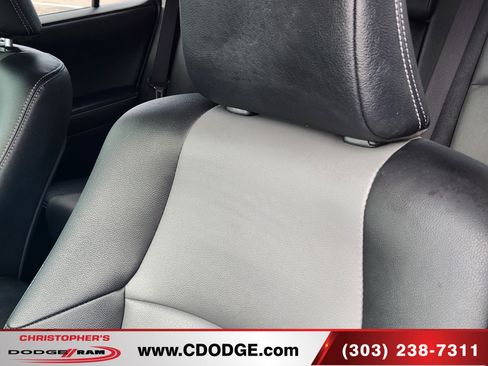 Used 2023 Toyota 4Runner SR5 Premium w/ Moonroof Package AWD/4WD image 17