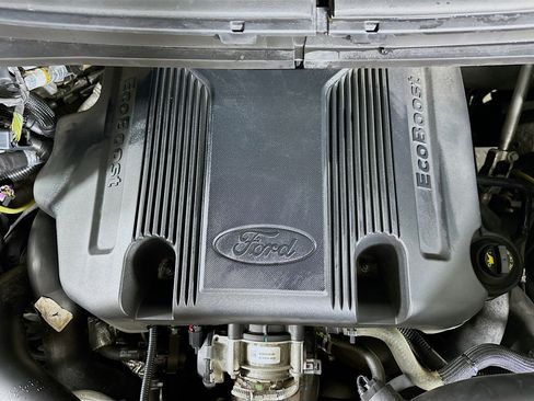 Used 2018 Ford Expedition Limited image 36