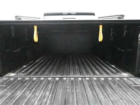Used 2025 Toyota Tacoma SR5 AWD/4WD image 38