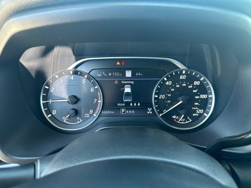 Used 2021 Nissan Titan SV w/ SV Convenience Package AWD/4WD image 2