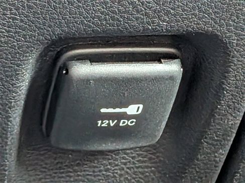 Used 2023 Dodge Durango GT image 24