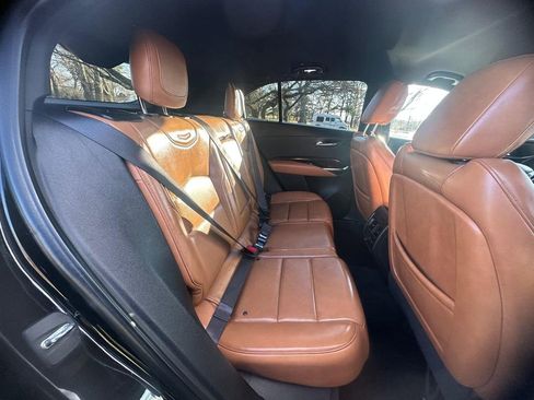 Used 2019 Cadillac XT4 Premium Luxury image 9